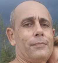 Lázaro Romualdo Larrea Barroso