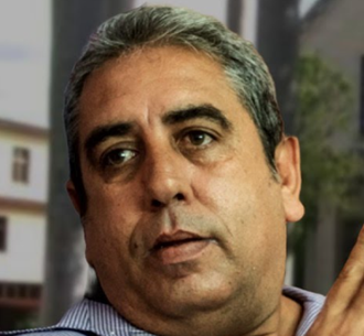 Alfonso Valentín Larrea Barroso