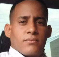 Alexander Anaya Urriola