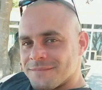 Eduardo O. Salgado Santos (en EE.UU.)